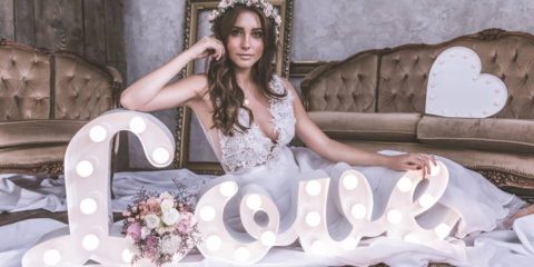 Rozzařte nejen svoji svatbu originální dekorací, pomůžou vám s tím SVÍTÍCÍ PÍSMENA