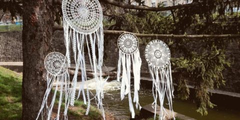 Plánujete trendy svatbu v Boho stylu? V tom případě se vám budou hodit doplňky od Czech wedding