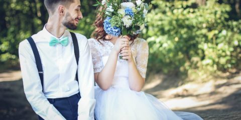 Vintage styl je opět v popředí. Chcete být i vy za stylovou nevěstu? Inspirujte se naší hromadou tipů a rad