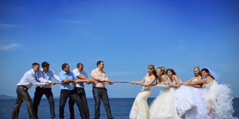 Zabavte své svatební hosty neokoukaným způsobem: nabídněte jim venkovní společenské hry