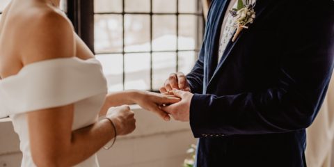 Ještě stále nevíte, jak by mohl váš ženich v den D vypadat? Nechte si udělat vizualizaci jeho outfitu