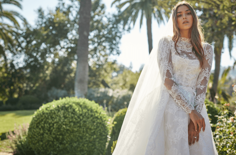 Monique Lhuillier jarní kolekce svatebních šatů 2021