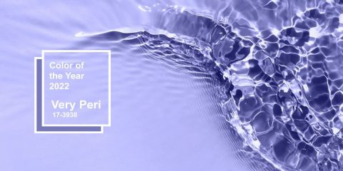 Svatební inspirace v Pantone barvě roku 2022 Very Peri. Přináší radost a dynamiku