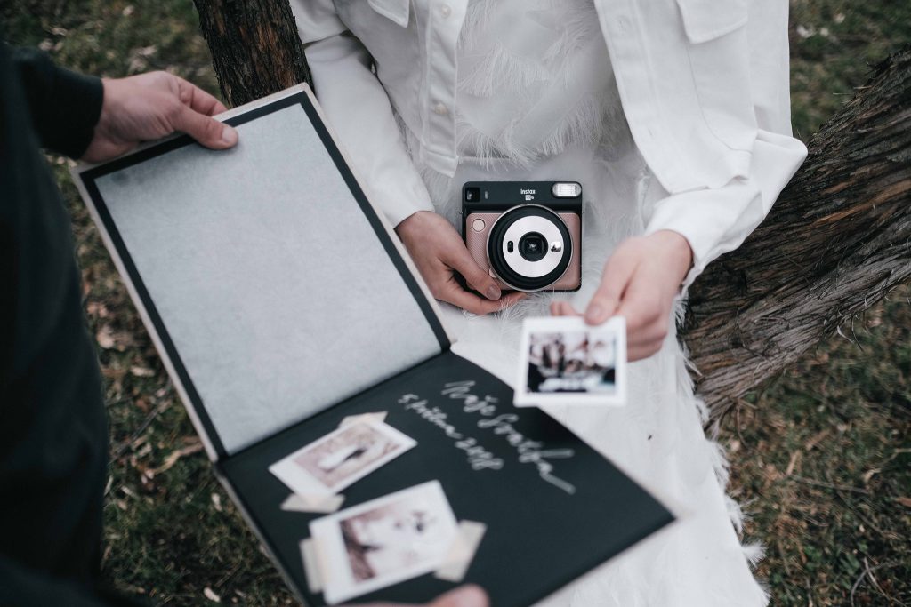 Polaroid na svatbu