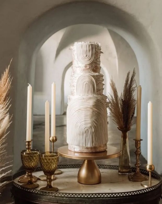 Boho svatební dort, dort s reliéfem