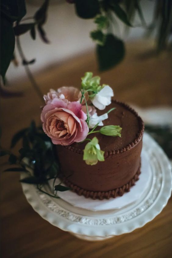 Čokoládový svatební dort