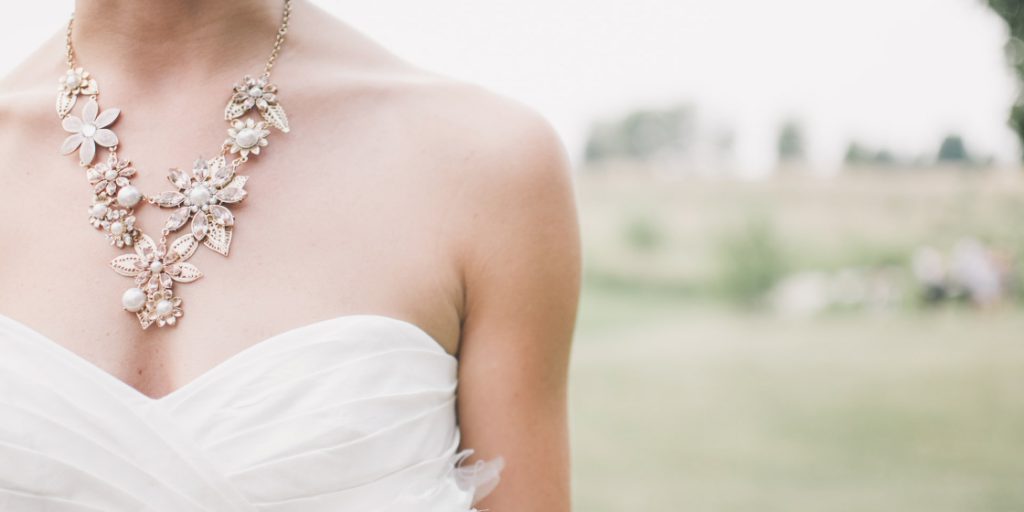 Šperky ke svatebním šatům