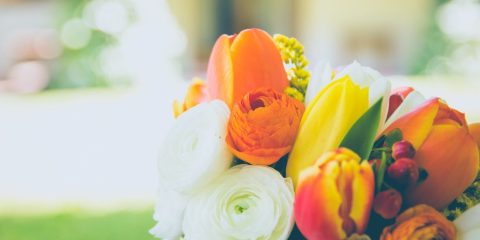 Oranžová barva rozzáří vaši veselku. Máte chuť na letní svěžest pomerančů?