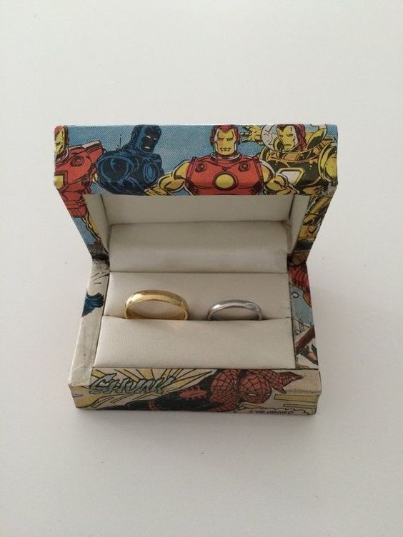 Komiksová krabička na snubní prstýnky