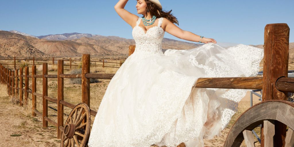 Plus-size svatební šaty