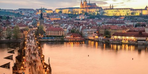 7 nejúžasnějších svatebních míst v Praze, která stojí za zvážení